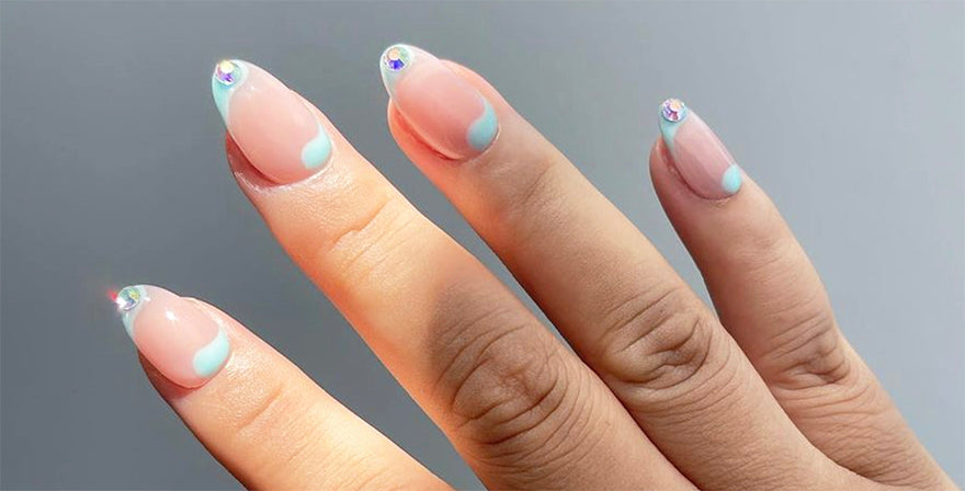 Matte texture gel nails with Weekly Gel Tender Rain NE-51 and Pure Memory NE-77